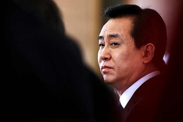 恒大為什么會突然面臨生存危機？